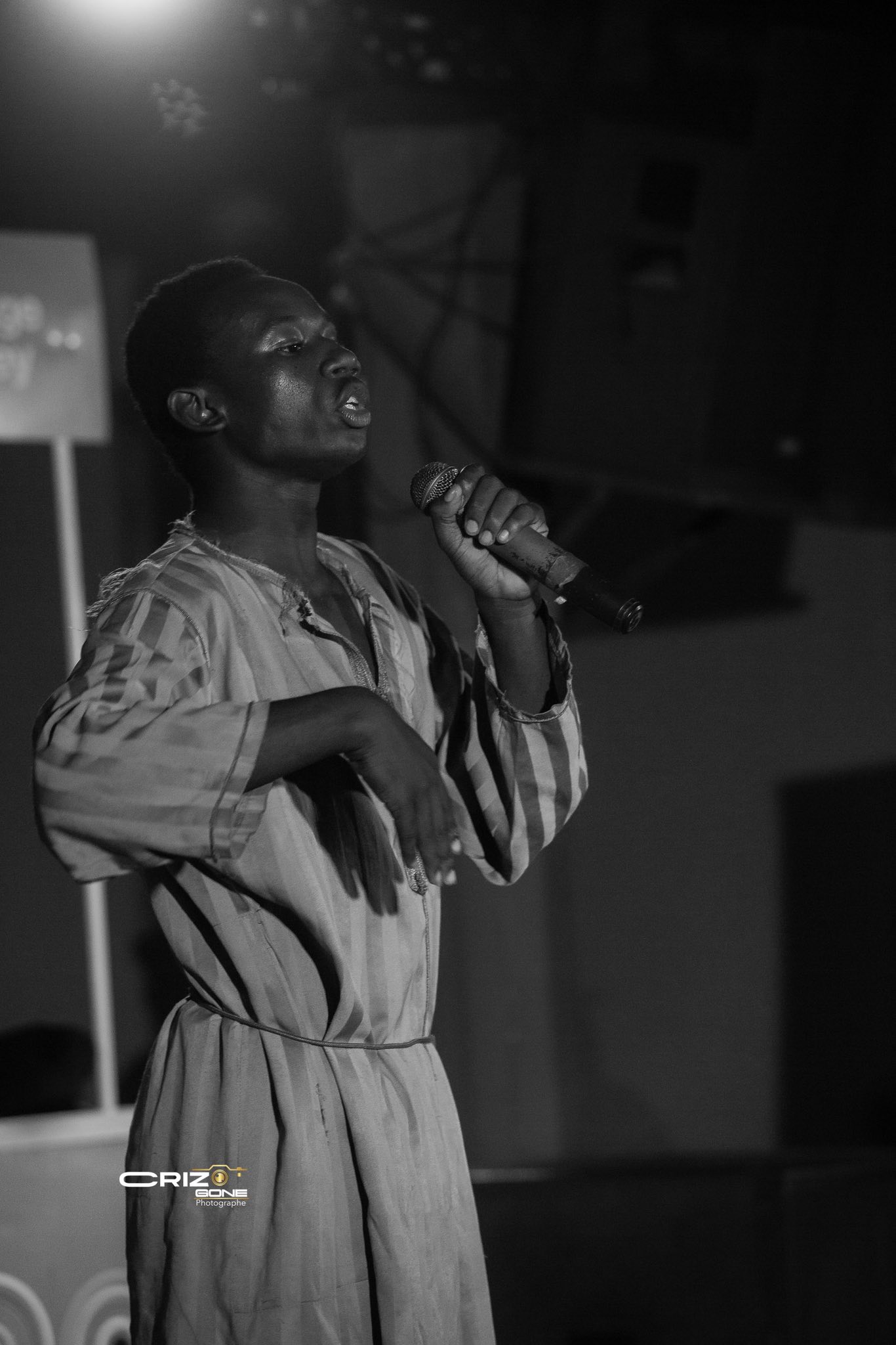 Crizogone Photos 011